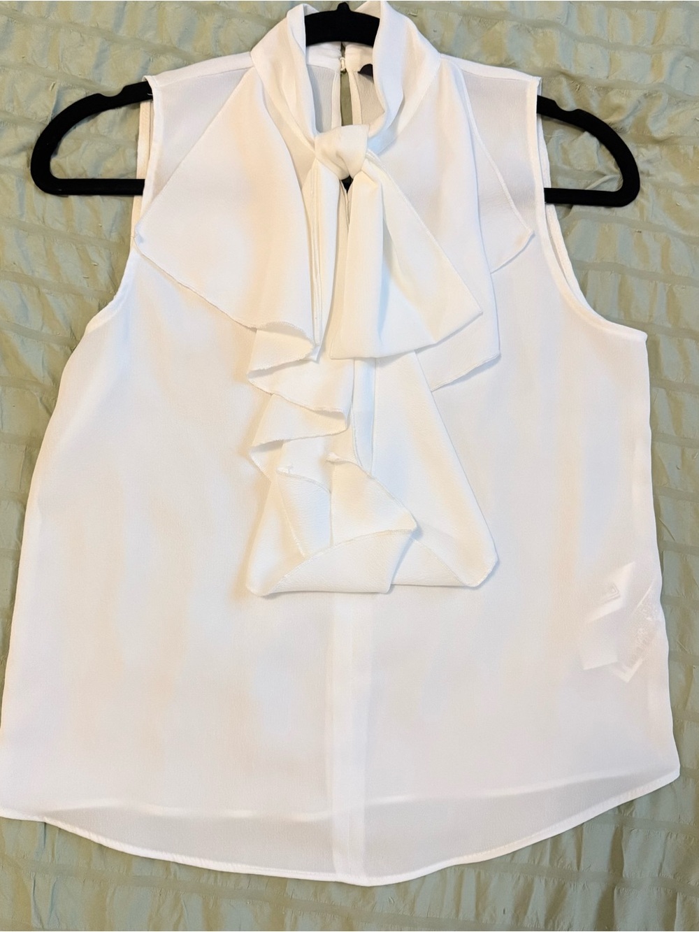 Zara White Sleeveless Ruffle Tie-Neck Blouse XS